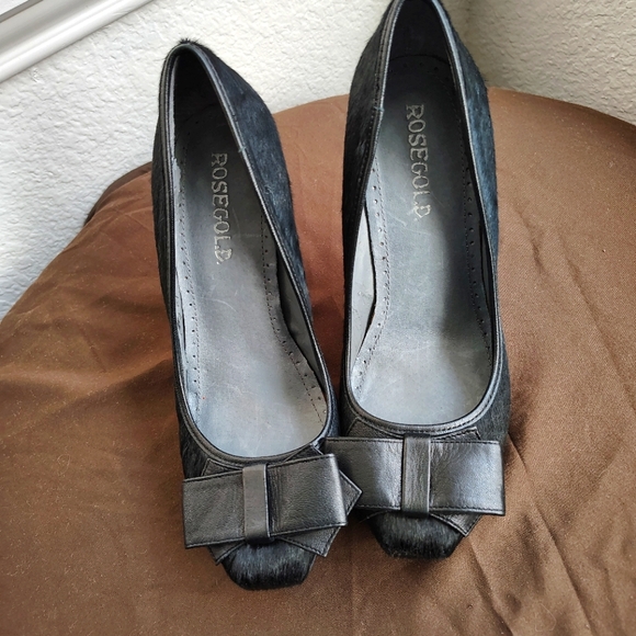 Rose Gold Pony Heels, size 5 1/2 - Picture 2 of 7